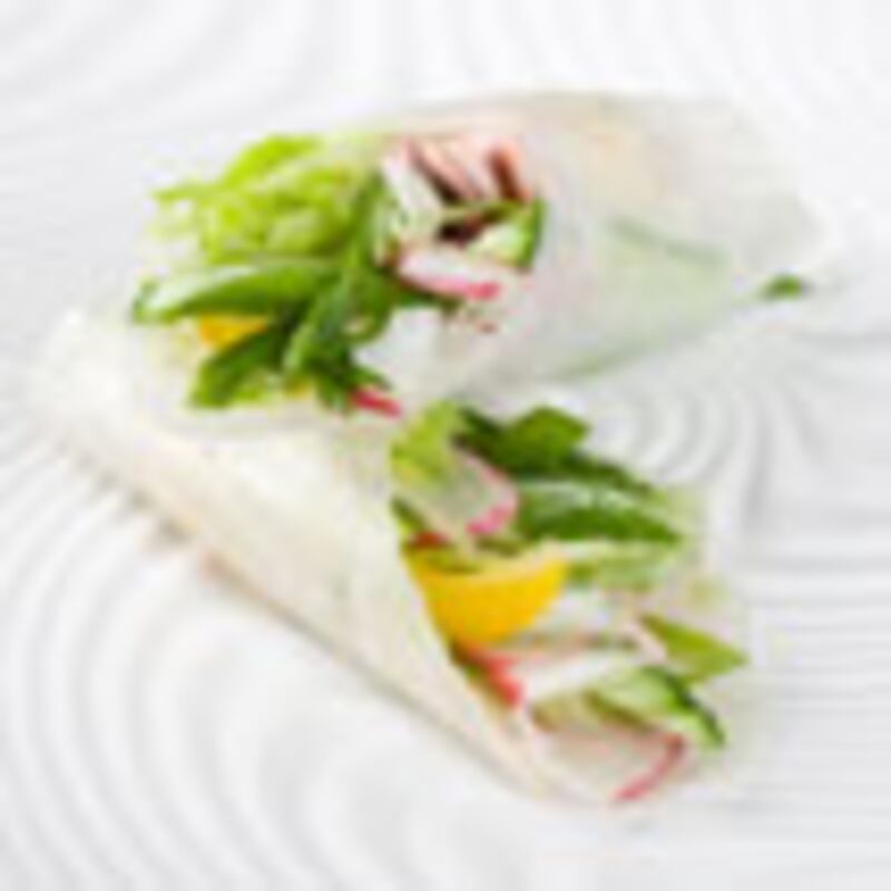 articles/2009/10/13/what-to-eat-vietnamese-buffet/what-to-eat---simpler-summer-rolls_soo0jh