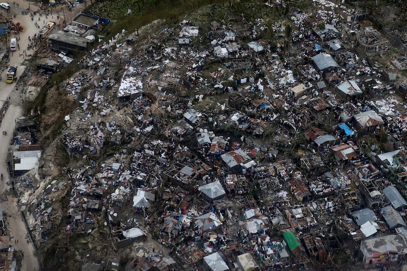 galleries/2016/10/06/hurricane-matthew-s-destructive-aftermath/161006-hurricane-mattherw-06_u5elju