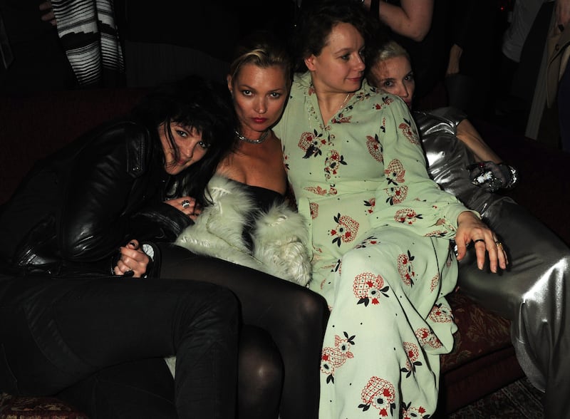 galleries/2014/01/16/supermodel-kate-moss-makes-it-to-40-photos/kate-moss-40th-13_iaslez