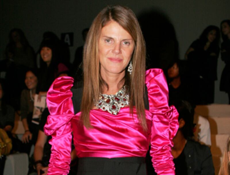 articles/2010/09/26/fashion-week-interview-with-vogue-nippons-anna-dello-russo/dana-dello-russo_126448_hy4s6b