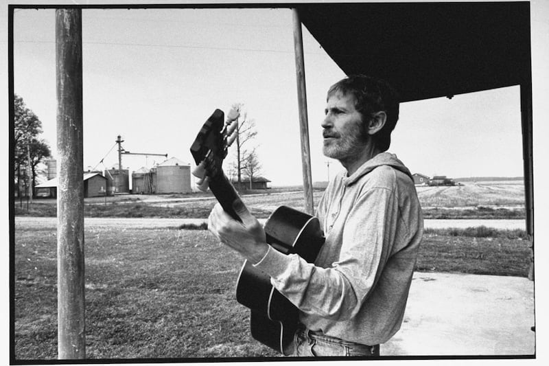 articles/2012/04/19/levon-helm-of-the-band-obituary/levon-helm-obituary-jones_scioih