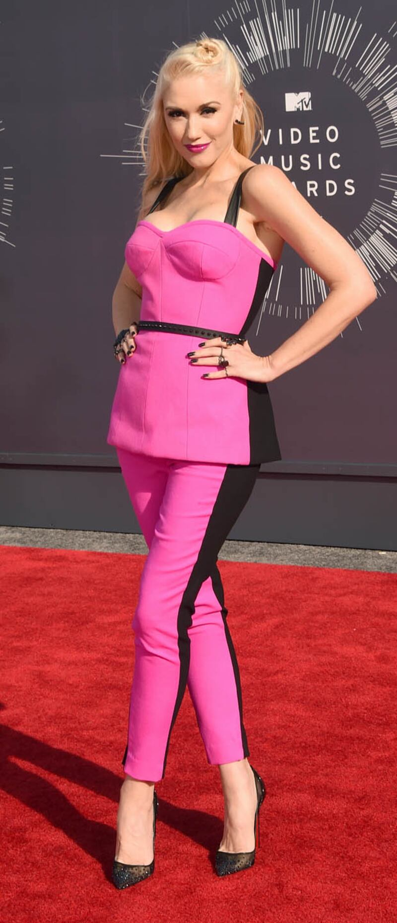 galleries/2014/08/24/best-of-the-vma-red-carpet-fashion-2014-photos/140824-vma-red-carpet17_iwpiw7