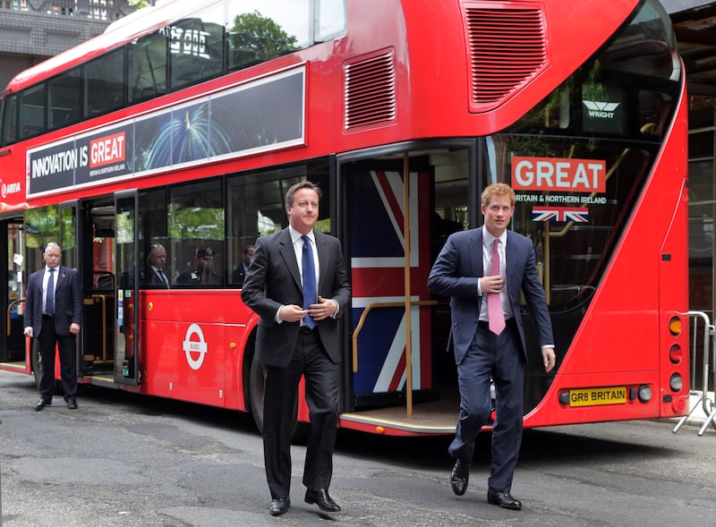 galleries/2013/05/12/prince-harry-visits-the-usa-photos/130514-harry-usa-david-cameron_kiwwwj