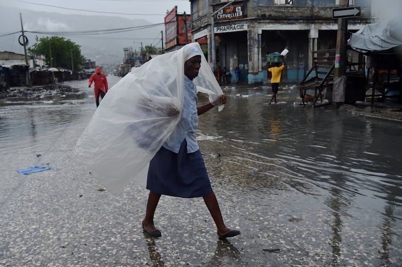 galleries/2016/10/06/hurricane-matthew-s-destructive-aftermath/161006-hurricane-mattherw-04_o8pdi4