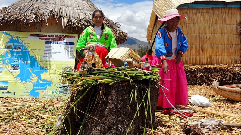 180605-Otis-floating_islands_of_Uros-Peru-embed5_rhp0qo