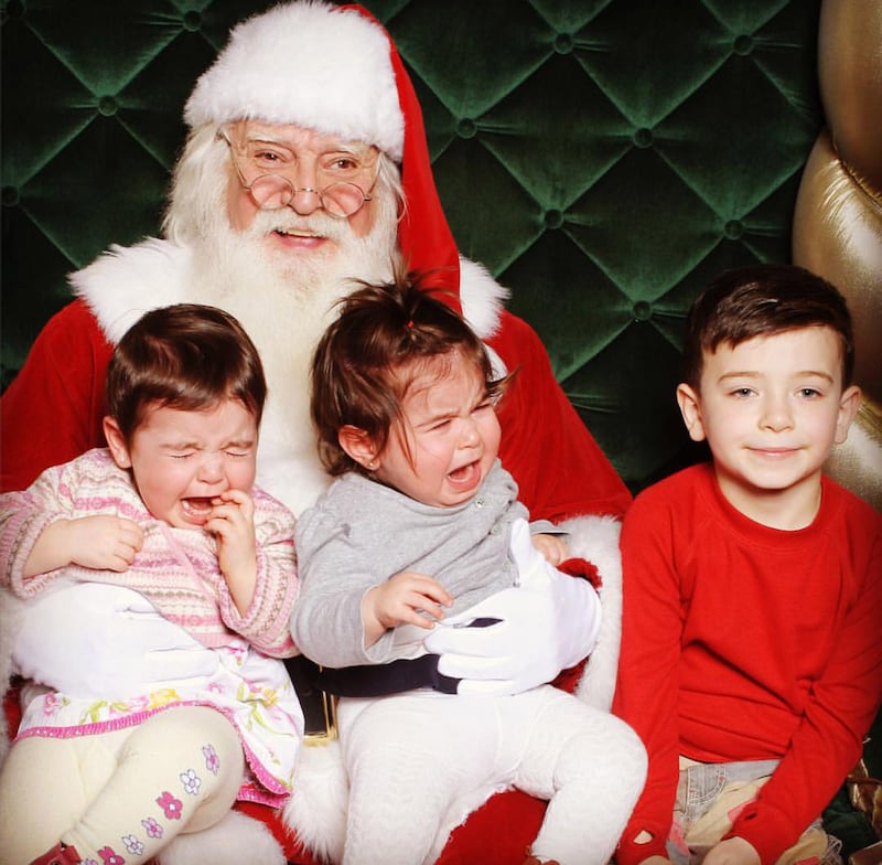 galleries/2015/12/21/children-horrified-by-santa-photos/151221-santa-kids1_ca8ing