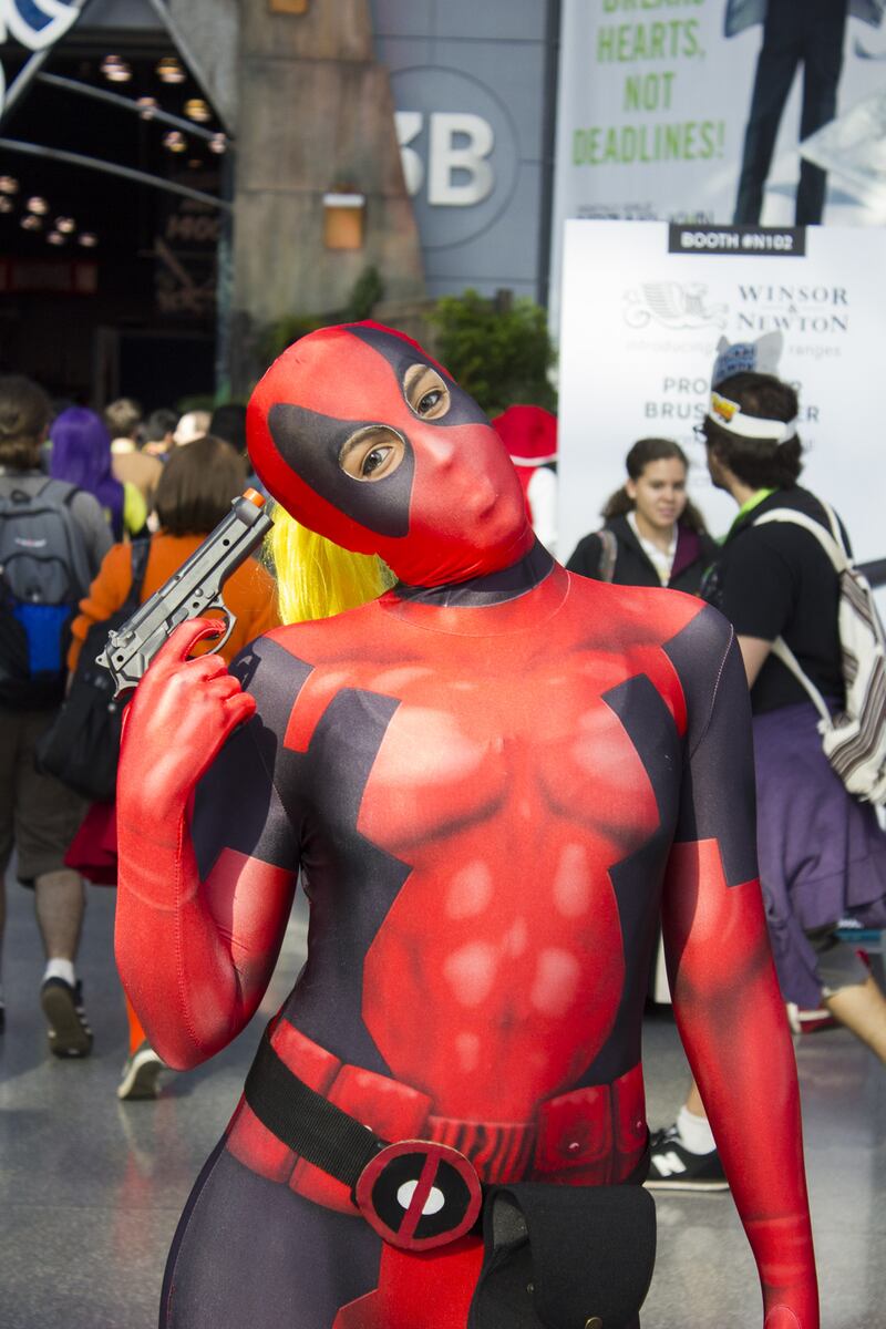 galleries/2015/10/09/new-york-comic-con-s-geekiest-cosplayers-ultron-darth-vader-the-joker-and-more-photos/151009-nycc-cosplay-10_cn0hsh