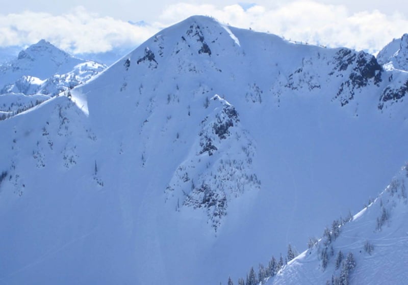 galleries/2010/12/21/the-world-s-13-most-dangerous-ski-runs/extreme-ski-slopes---silver-king_nxfyup