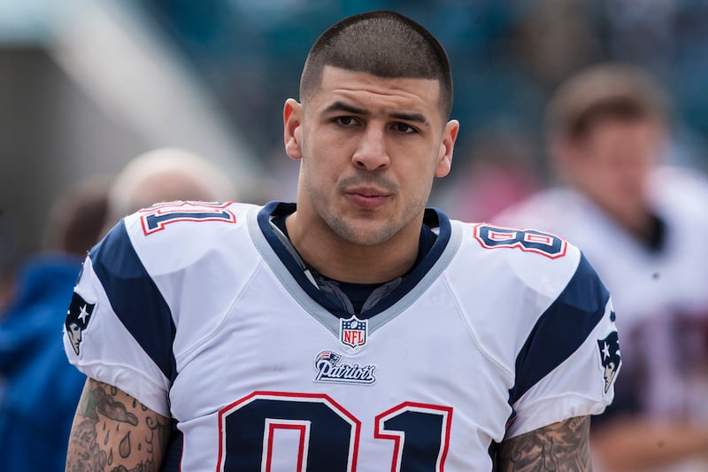 articles/2013/06/21/aaron-hernandez-inside-the-murder-investigation-roiling-the-nfl/130620-hernandez-tease_dvjz99