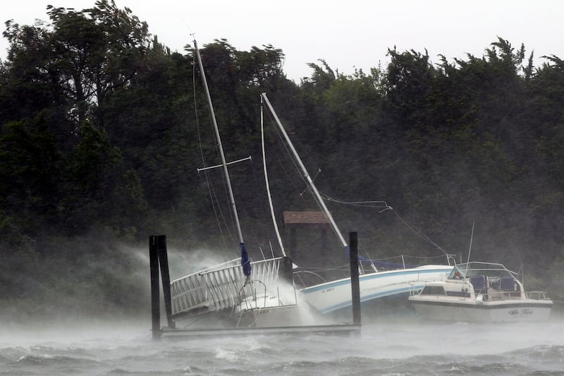 galleries/2011/08/26/hurricane-irene-photos/hurricane-irene-boats-morehead-nc-photos_qkdwd0