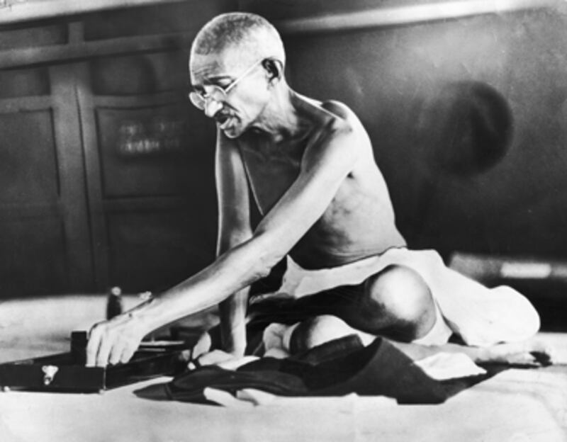 articles/2011/04/13/controversy-gandhi-biography-by-joseph-lelyveld-ignores-his-macho-side/adiga-gandhi-book_173253_rscoow