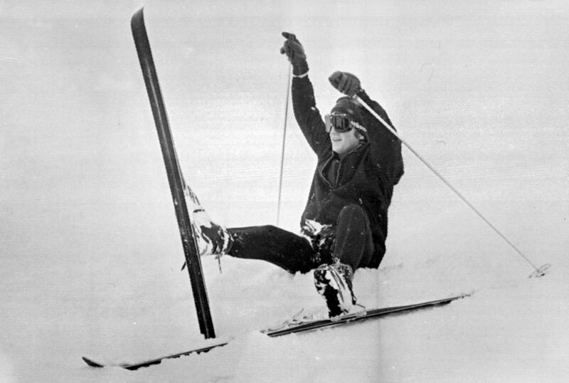 galleries/2013/12/22/classic-stars-on-the-slopes-photos/131220-classic-stars-on-skis-5_wmtbeq