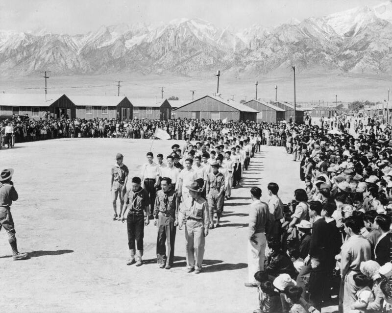 galleries/2012/05/27/memories-of-memorial-day-images-of-past-decoration-days-photos/vintage-memorial-day-internment-camp_hqxfmr