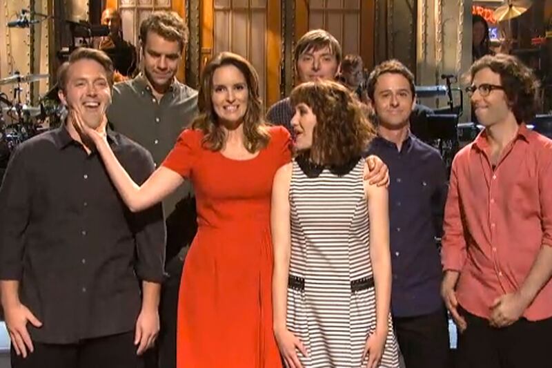 articles/2013/09/29/saturday-night-live-premiere-new-cast-members-same-boring-show/130929-SNL-cast-tease_sc2eoi