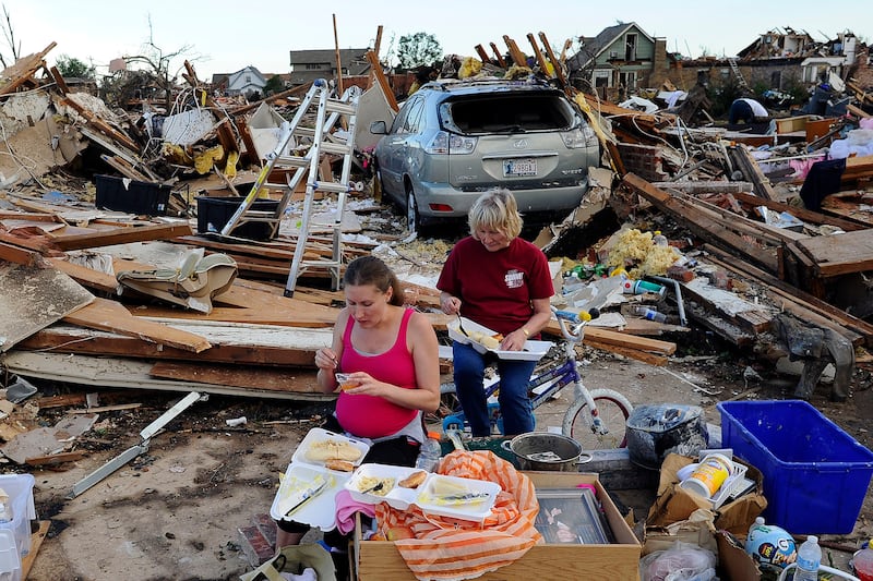 galleries/2013/05/20/photos-of-moore-oklahoma-after-the-tornadoes/130522-oklahoma-tornado-update4_hd3rcr