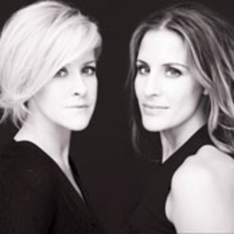 articles/2010/05/03/the-dixie-chicks-stealth-comeback/streib-dixie-chicks_97554_adzi2l