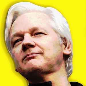 170519-hines-assange-connection-tease_bhyqqz