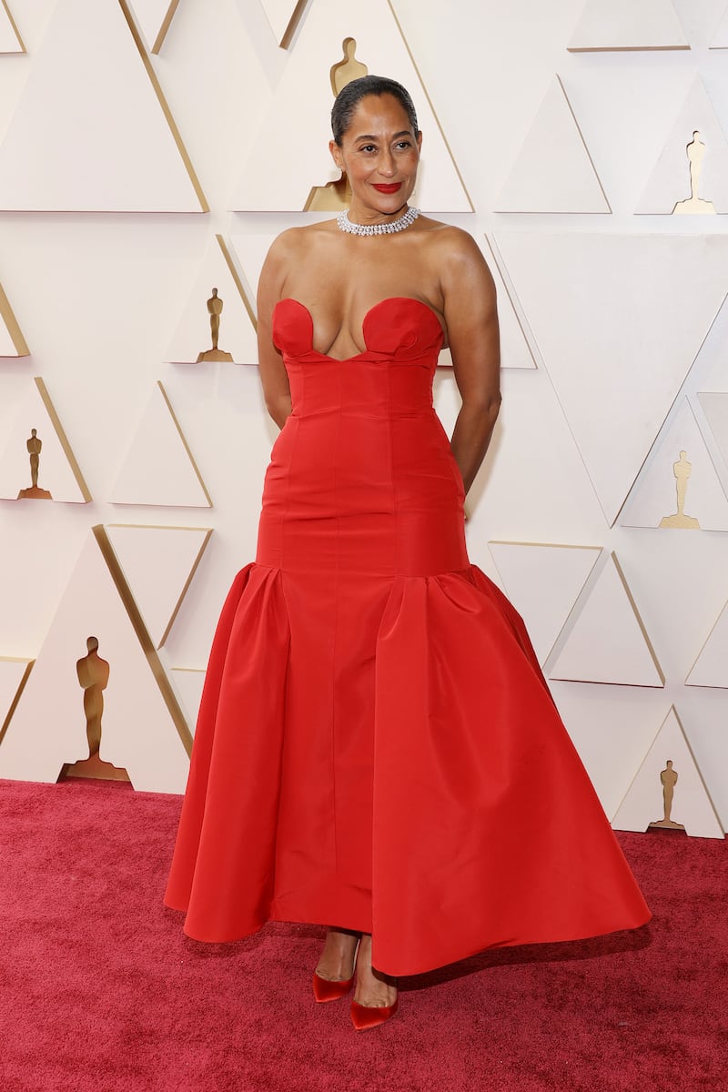 220327-oscars-red-carpet-tracee-ellis-ross_psys20