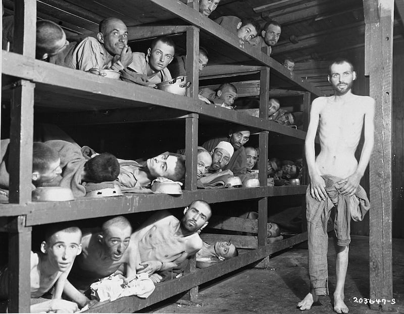 galleries/2015/04/11/when-american-soldiers-opened-buchenwald-photos/150410-buchenwald-1_nace64