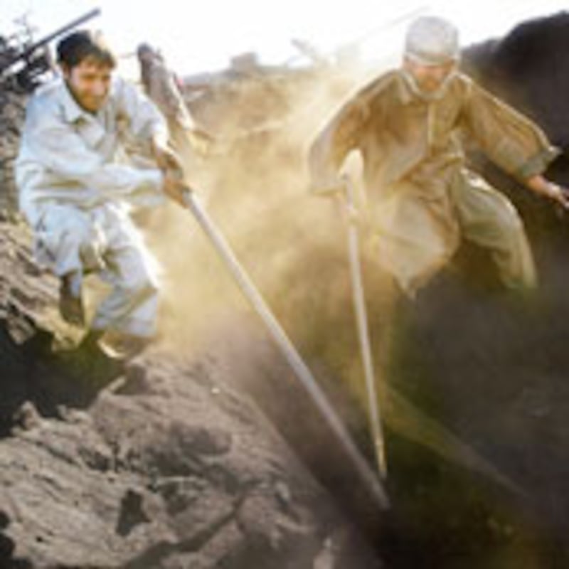 articles/2010/06/15/new-york-times-defends-1-trillion-afghan-minerals-scoop/grove-nyt_107380_wpokfu