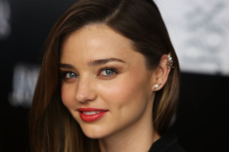 articles/2013/04/10/miranda-kerr-reportedly-dropped-as-vs-angel-kate-upton-and-diddy-may-be-dating/Miranda_Kerr_Fashion_CS_yxlfg0