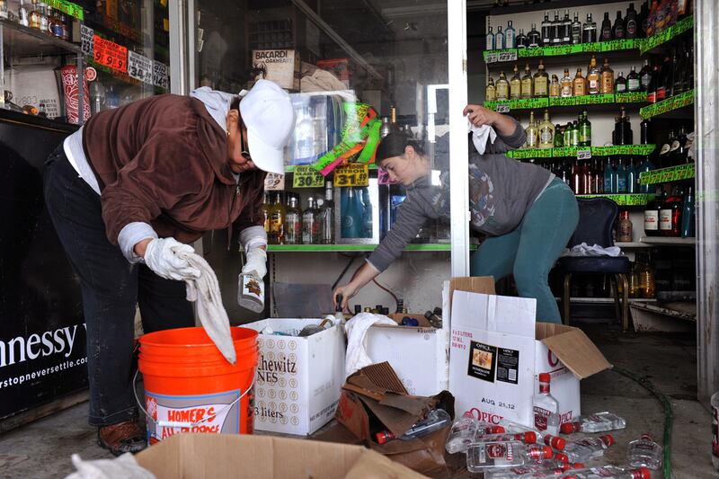 galleries/2012/11/01/coney-island-s-hurricane-sandy-nightmare-photos/coney-island-sandy-04_byxsy1