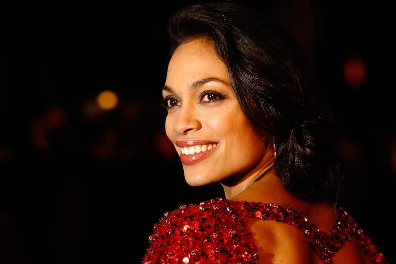 articles/2014/03/19/rosario-dawson-on-cesar-chavez-immigration-gentrification-in-nyc-and-beating-hollywood-bias/140317-stern-dawson-tease_hbt7vc