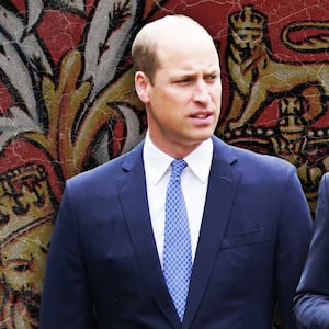 211228-prince-harry-william-tease-01_g2jhgx