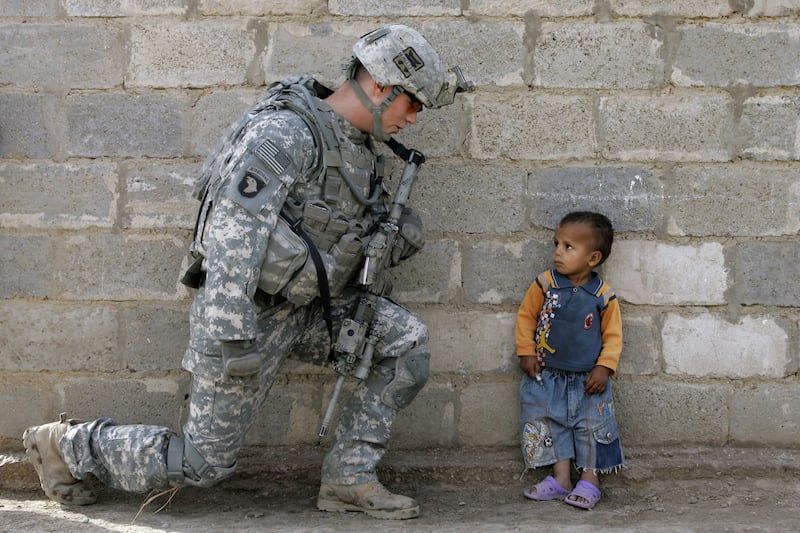 galleries/2013/03/19/the-most-iconic-images-from-the-iraq-war-photos/130318-iraq-anniversary-brooke2_jpepgk