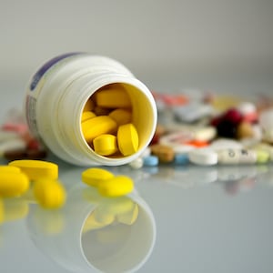 Pills-GettyImages-515662146_bxgssd