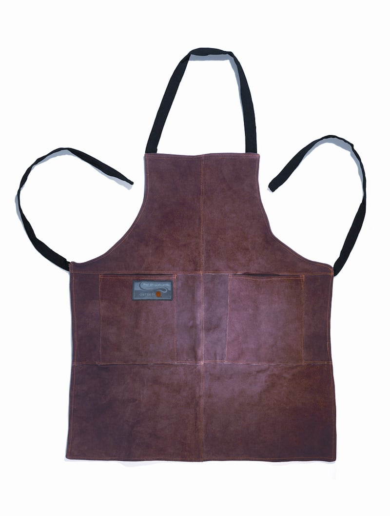 galleries/2012/12/06/2012-gift-guide-for-the-locavore/guide-apron1440_bts5b0