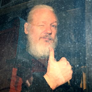 2021-01-05T162510Z_1687342978_RC2S1L9HYXM4_RTRMADP_3_WIKILEAKS-ASSANGE-TIMELINE_jlappi