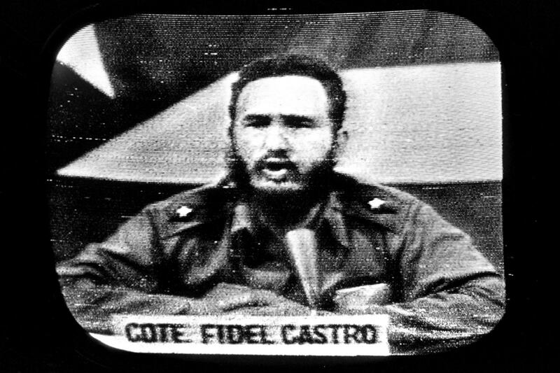 articles/2012/10/16/fidel-castro-recruited-nazis-during-cuban-missile-crisis/fidel-castro-cuban-crisis-cheat_avskqi