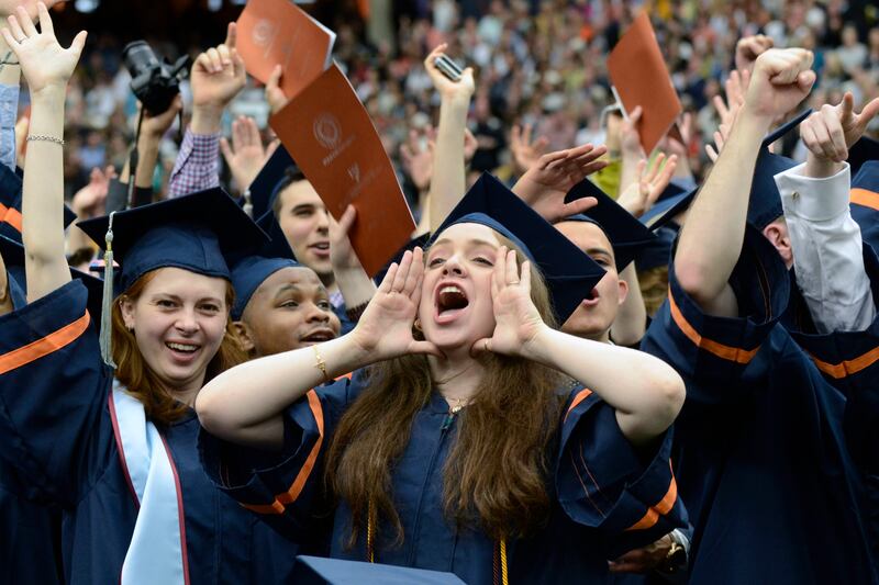 galleries/2013/10/16/20-best-party-colleges-photos/2013-college-rankings-syracuse-university_tjf92v