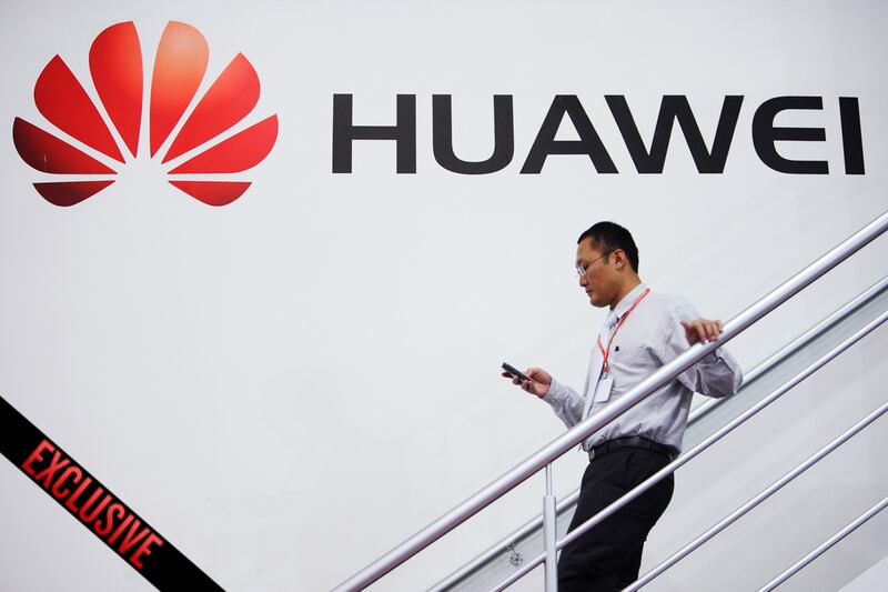 articles/2011/10/11/u-s-blocks-china-telecoms-bid-to-build-wireless-network-over-spying-concerns/chinese-technology-huawei-lake_izkoo0