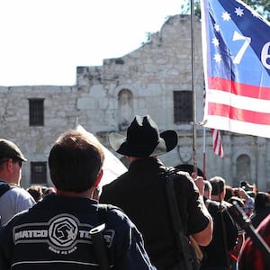 articles/2013/10/19/gun-rights-advocates-descend-on-the-alamo-for-a-well-armed-gun-rally/131019-alamo-gun-rally-tease_dykd93