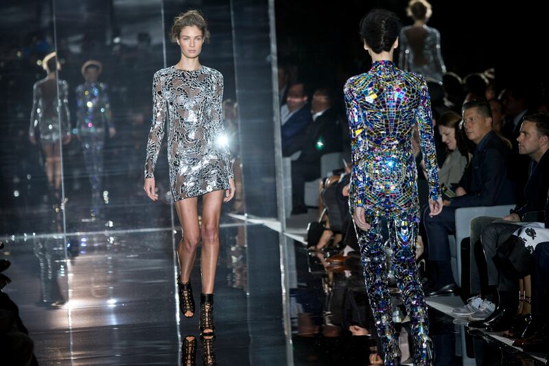 articles/2013/09/16/tom-ford-delivers-serious-sex-appeal/130916-tom-ford-sykes-tease_nex12c