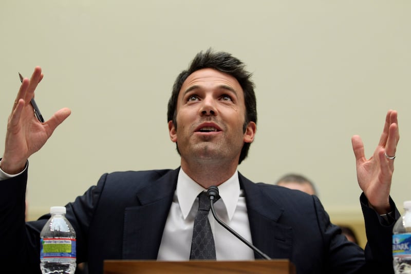 galleries/2014/02/26/celebrities-who-testified-on-capitol-hill-photos/celeb-tesitfy-affleck_mmrhfu