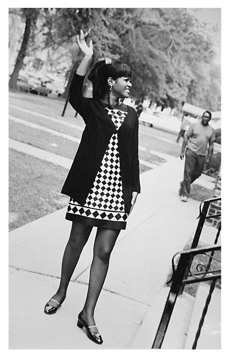 galleries/2016/09/16/when-motown-taught-america-how-to-dress/160916-motown-style-04_hmpkq1