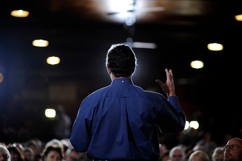 galleries/2012/01/07/gop-candidates-campaign-in-new-hampshire-photos/gop-candidates-campaign-in-new-hampshire-10_hn8hjt