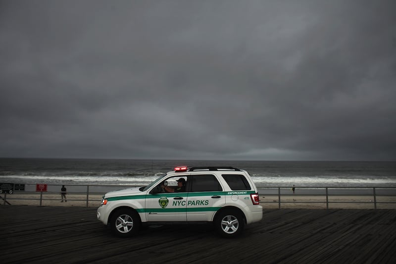 galleries/2011/08/26/hurricane-irene-photos/irene-photos-new-york-rockaways_hrlanq