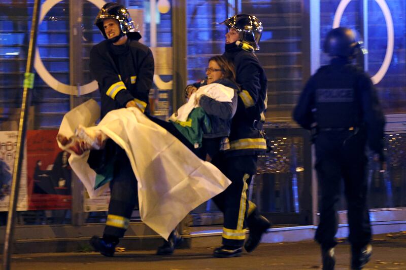 galleries/2015/11/13/paris-attacks-photos/151113-paris-attack21_t7bxw7