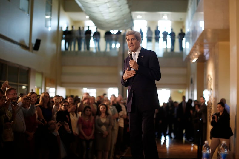 galleries/2013/03/25/john-kerry-hits-the-middle-east-photos/130325-John-Kerry-04_fmpfzd