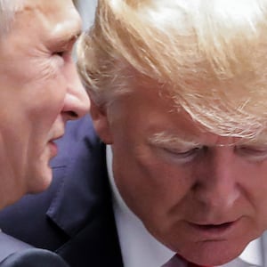 180719-winter-trump-putin-tease_jaqna5