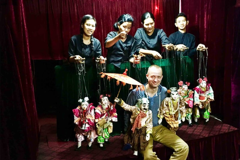 articles/2017/04/08/meet-the-underground-puppeteer-of-yangon/170407-Doig-Underground-Puppet-Shows-angon-embed_b4pbbb