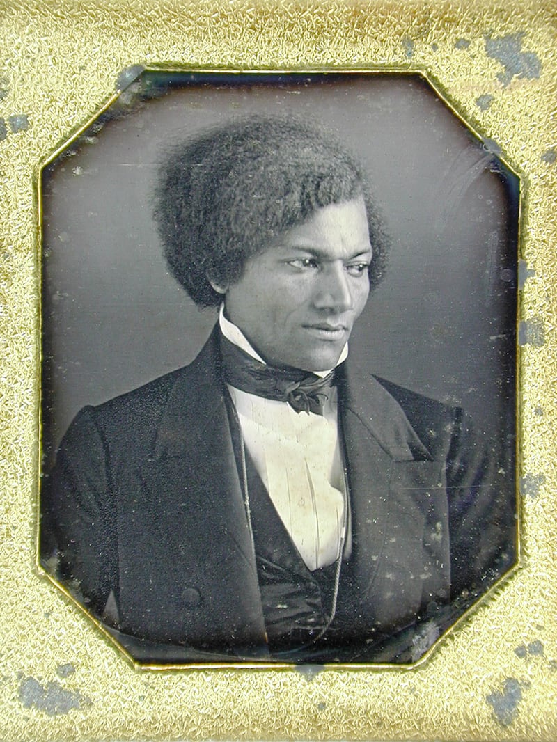 galleries/2015/11/15/frederick-douglass-the-most-photographed-american-of-the-19th-century/151106-Frederick-Douglas-05_hjdegv