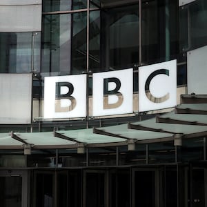 Scotland Yard asked the BBC to stop its investigation into an unidentified host accused by a mother in the report in The Sun of paying a child for sexual images.