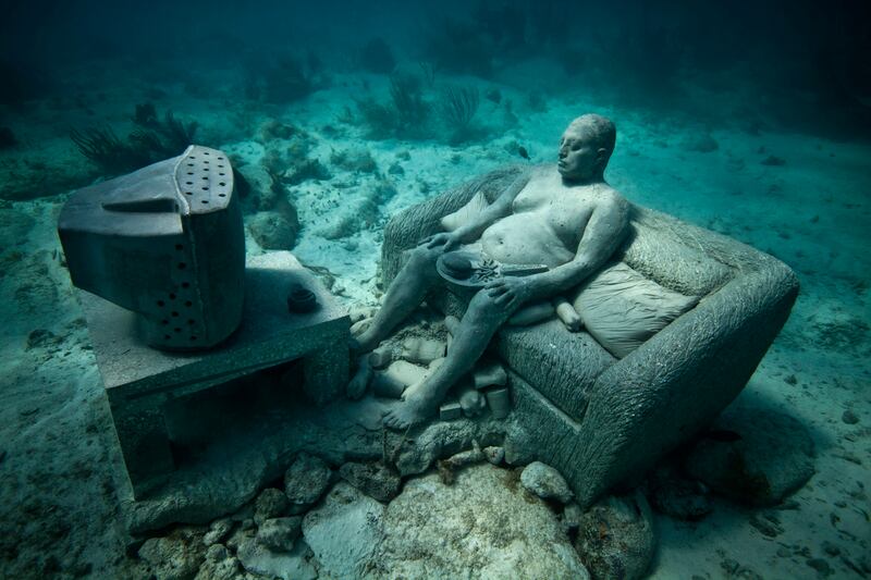 galleries/2014/04/07/jason-de-caires-taylor-s-gorgeous-underwater-art-photos/underwater-museum-gal-1_vqjvmz