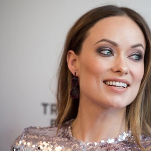 articles/2015/04/22/olivia-wilde-why-i-m-backing-hillary-clinton-for-president/150421-leon-wilde-tease_exbxka