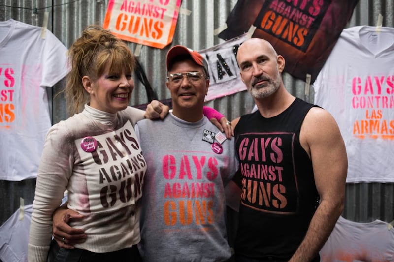 articles/2016/11/15/gays-against-guns-protest-graphically/1611140-Buracco-gays-against-guns-fashion-embed3_ejylcu